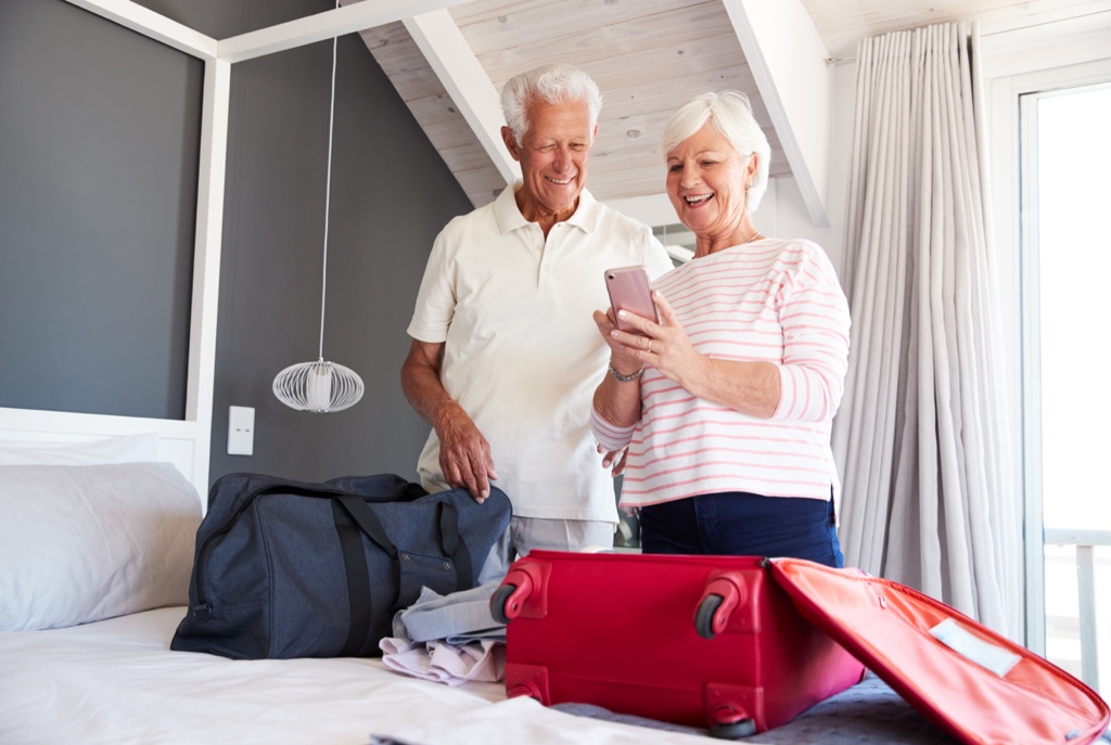 How to Send Airbnb Check-In Instructions Via Automated SMS