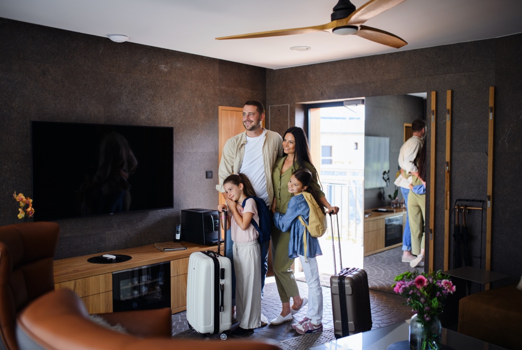 Digital Guestbooks For Vacation Rentals: 6 Ways They Can Help Your Business