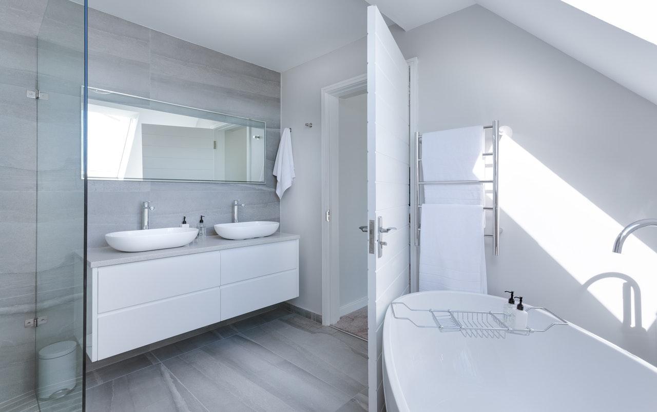 03 Pexels image of a pristine white modern bathroom